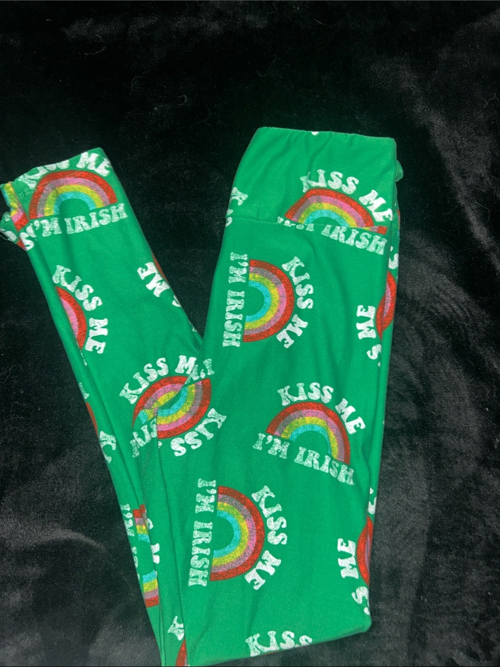 LuLaRoe Green Rainbow Shamrock Leggings